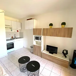 Appart 4 Pers Dans Résidence Avec Piscine à 10 Min De La Sanary-sur-Mer