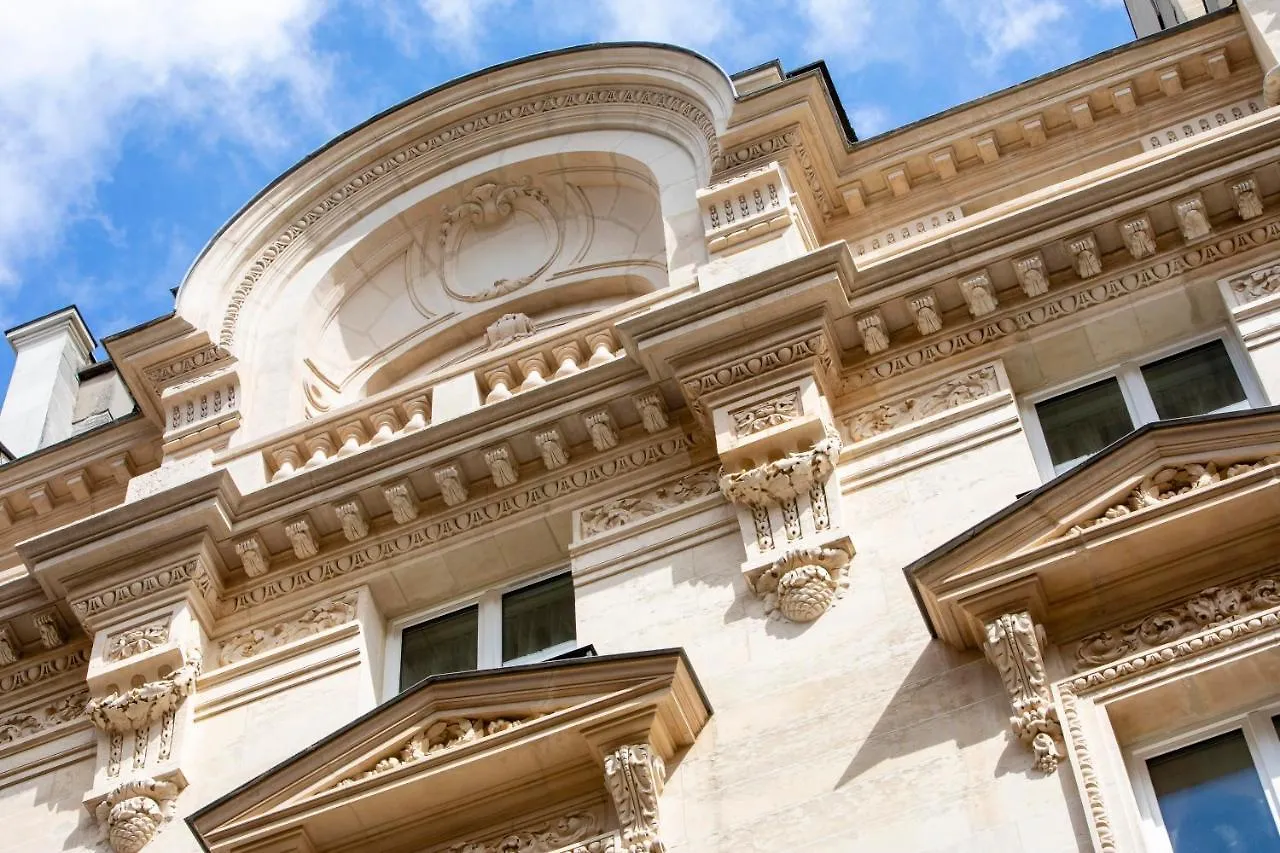 Hotel Daunou Opéra à Paris France